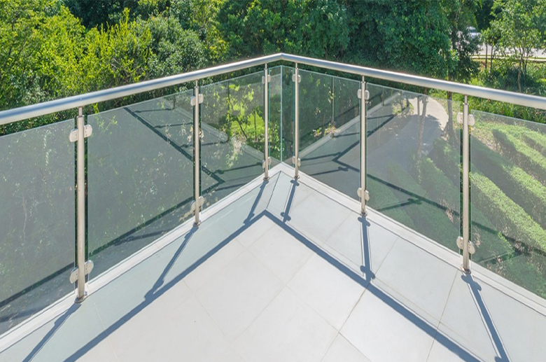Cam Balkon Korkuluk Sistemleri